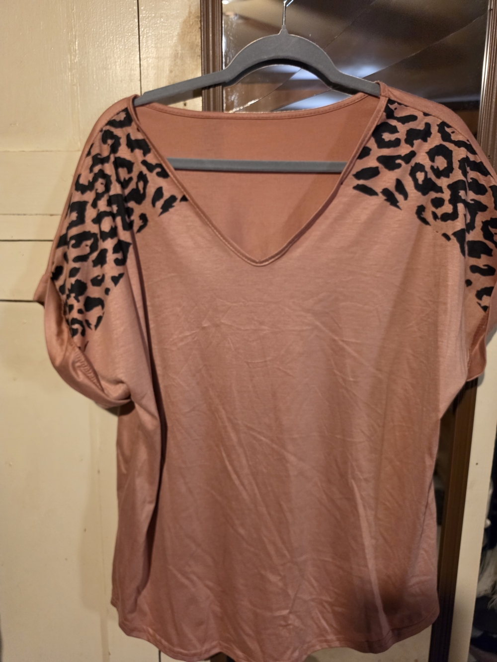 Women's V-Neck Short Sleeve Top with Leopard Shoulder Detail - Dusty Rose